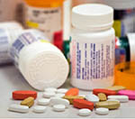 Licenses of 817 Drug-Importing Companies Suspended